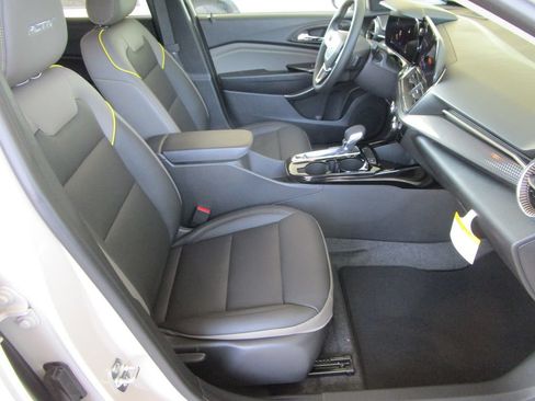 New 2026 Chevrolet Trax ACTIV w/ Driver Confidence Package FWD image 17
