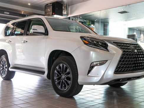 Used 2023 Lexus GX 460 Premium AWD/4WD image 1