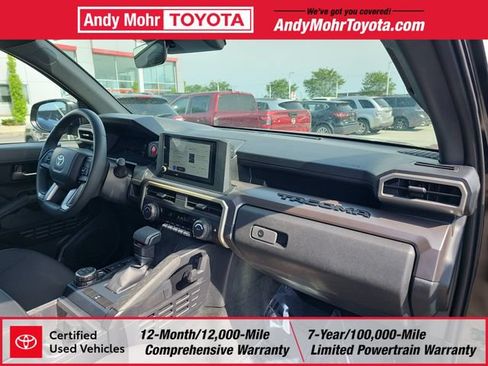 Certified 2025 Toyota Tacoma TRD Off-Road AWD/4WD image 31