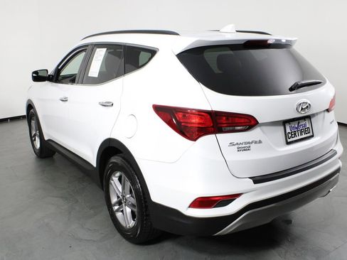 Used 2017 Hyundai Santa Fe Sport image 3