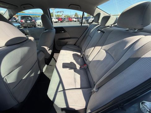 Used 2017 Honda Accord LX image 17