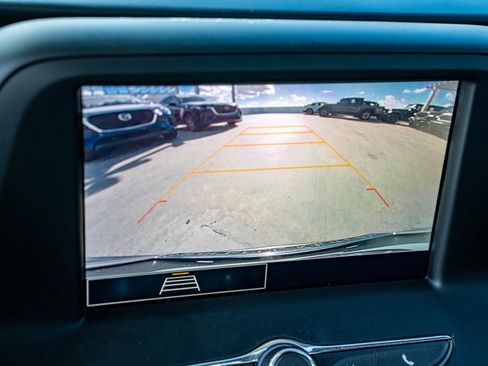 Used 2021 Chevrolet Camaro LT image 26