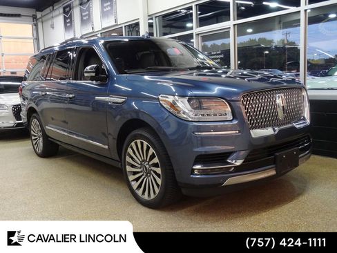 Used 2019 Lincoln Navigator L Reserve AWD/4WD image 1