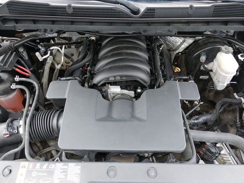 Used 2018 Chevrolet Silverado 1500 LT w/ Texas Edition image 34