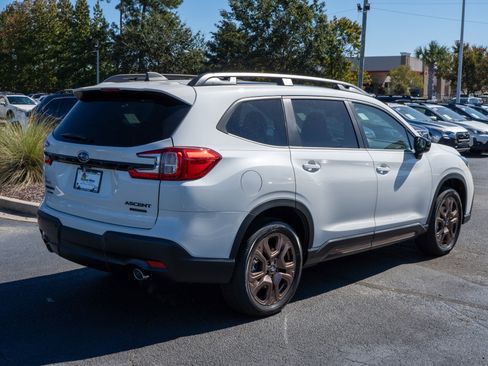New 2025 Subaru Ascent Bronze Edition w/ Popular Package #2 image 3
