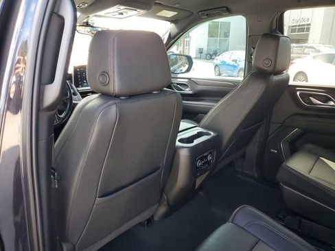 Used 2022 Chevrolet Tahoe High Country image 14