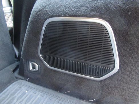 Used 2023 Jeep Grand Cherokee Summit AWD/4WD image 18