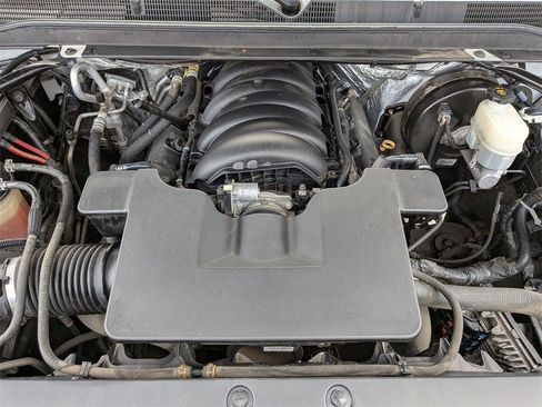 Used 2015 GMC Yukon SLE image 29