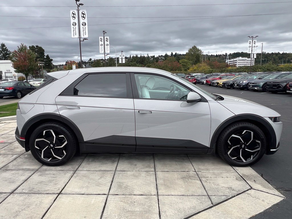 Certified 2023 Hyundai Ioniq 5 SEL w/ Cargo Package AWD/4WD image 4