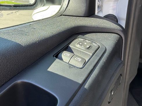 New 2025 Mercedes-Benz eSprinter 170 Cargo image 19