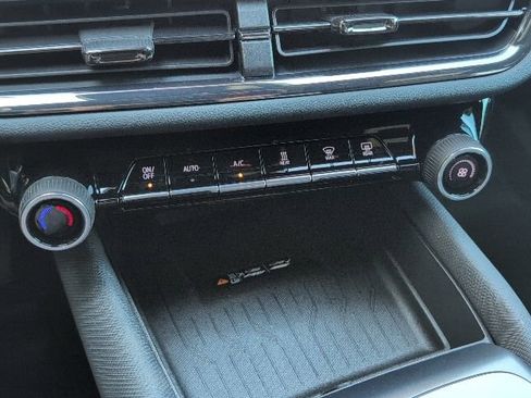 New 2026 Chevrolet Equinox EV RS image 27