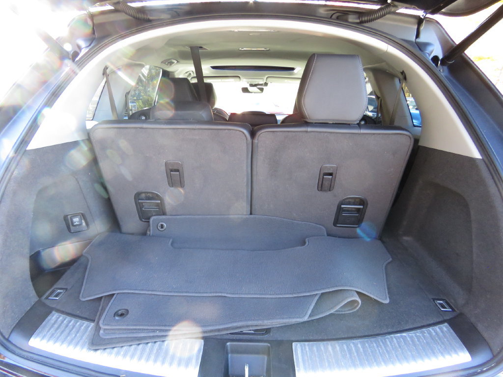 Used 2017 Acura MDX w/ Technology Package AWD/4WD image 19
