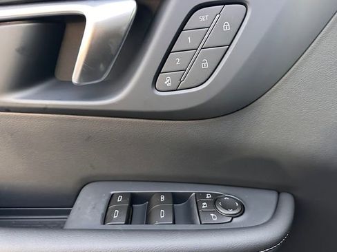 New 2026 Buick Enclave Preferred w/ Power Package image 25