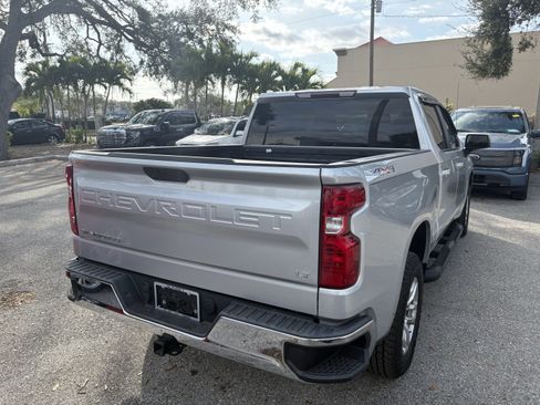 Used 2022 Chevrolet Silverado 1500 LT image 7