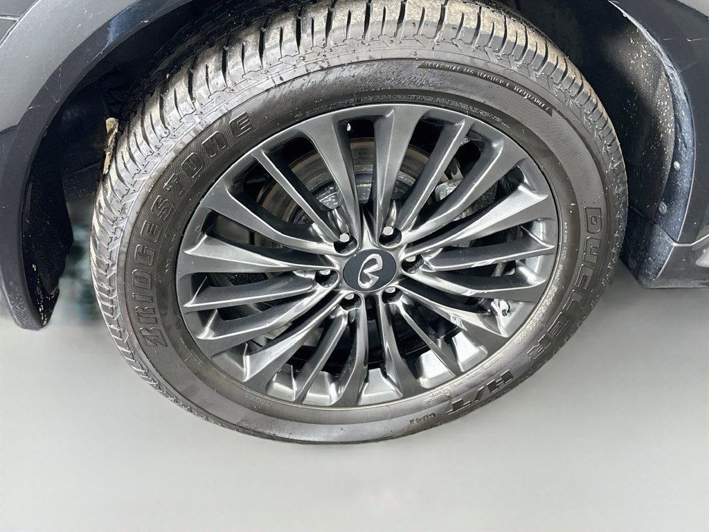 Used 2023 INFINITI QX80 Sensory w/ Cargo Package AWD/4WD image 31