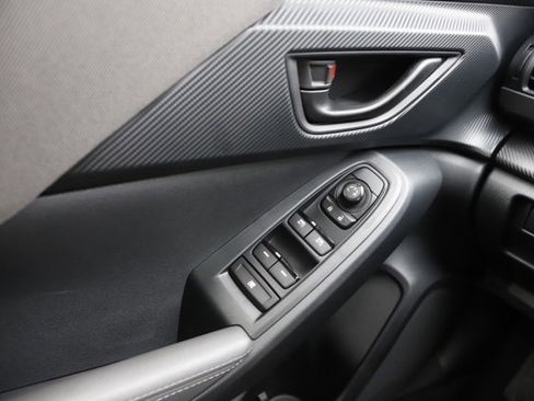 Certified 2025 Subaru Crosstrek 2.0i Premium image 21