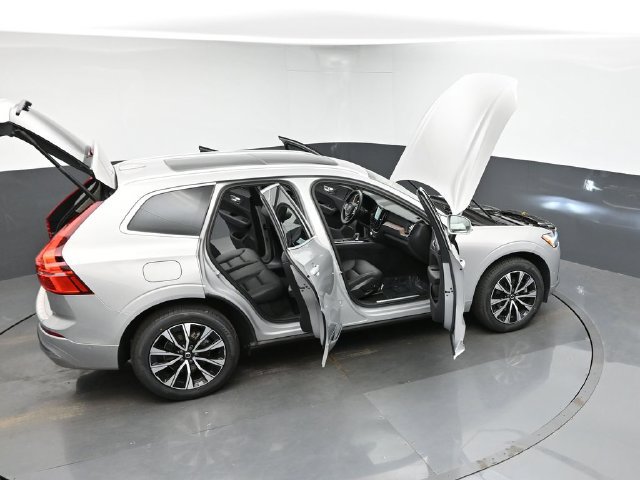 Used 2023 Volvo XC60 B5 Plus w/ Climate Package AWD/4WD image 47