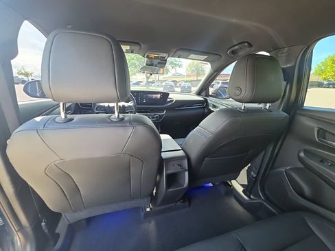 Used 2024 Buick Envista Sport Touring w/ Convenience I Package FWD image 18