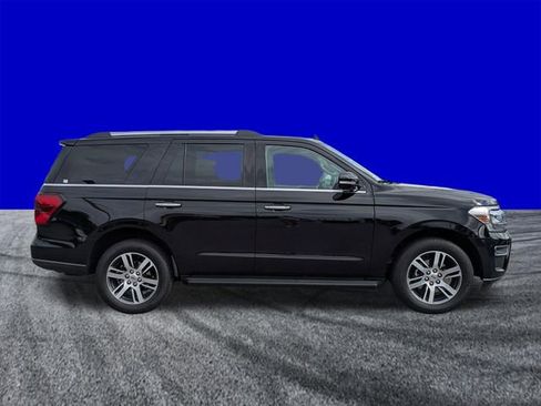 Certified 2024 Ford Expedition Limited RWD image 3