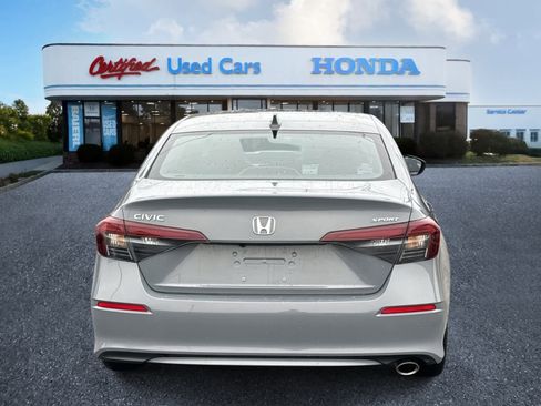 Used 2025 Honda Civic Sport image 4