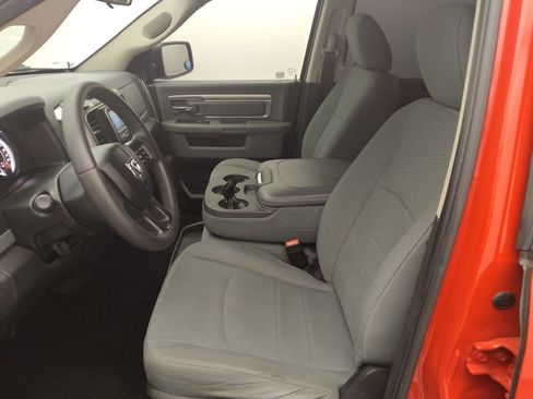 Used 2019 RAM 1500 Classic SLT AWD/4WD image 17