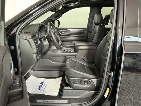 Used 2021 Chevrolet Suburban RST w/ Rear Media and Nav Package AWD/4WD image 19