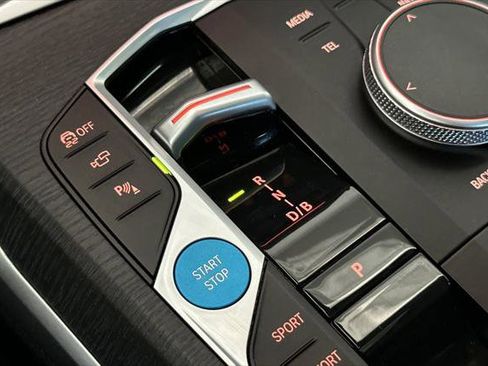 Used 2025 BMW i4 eDrive40 w/ Parking Assistance Package image 20