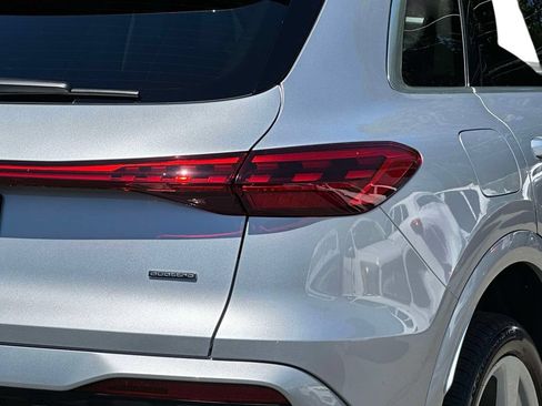 New 2026 Audi Q5 Premium Plus AWD/4WD image 10