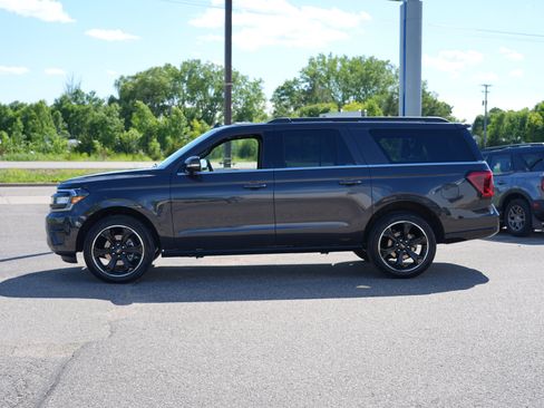 Used 2024 Ford Expedition Max Limited AWD/4WD image 7