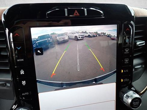 Used 2022 RAM 1500 Limited w/ Body Color Bumper Group AWD/4WD image 26