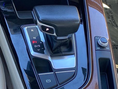 Used 2023 Audi A5 2.0T Premium w/ Convenience Package image 11