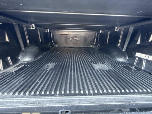 Used 2018 Ford F150 XLT w/ Equipment Group 302A Luxury AWD/4WD image 15