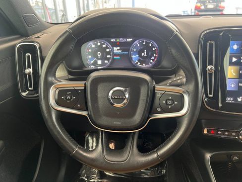 Used 2019 Volvo XC40 T5 Inscription image 27