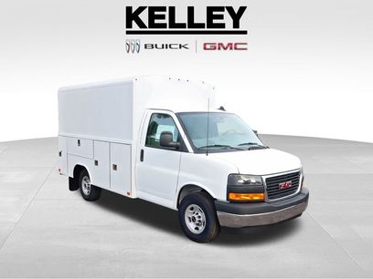 New 2025 GMC Savana 3500 w/ Power Convenience Package