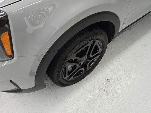 Certified 2025 Kia Telluride EX X-Line image 9