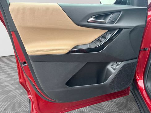 Used 2026 Chevrolet Equinox ACTIV w/ Convenience Package III image 23