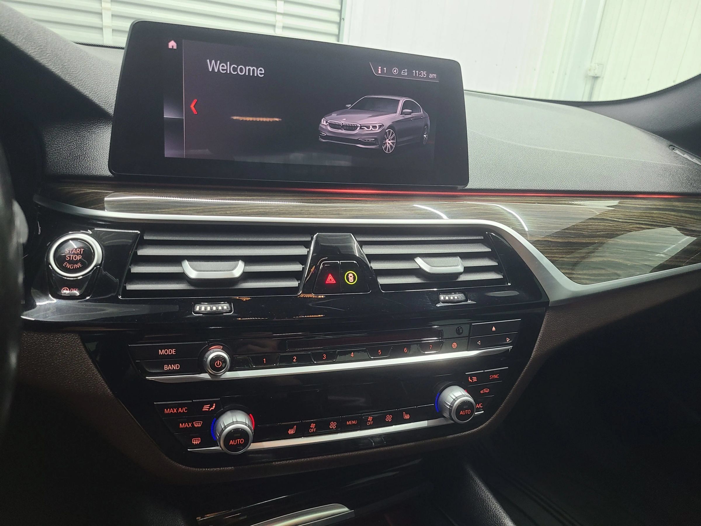 Used 2019 BMW 540i xDrive w/ Convenience Package AWD/4WD image 26