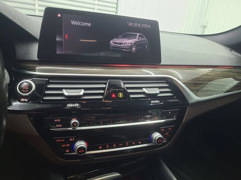 Used 2019 BMW 540i xDrive w/ Convenience Package AWD/4WD image 26