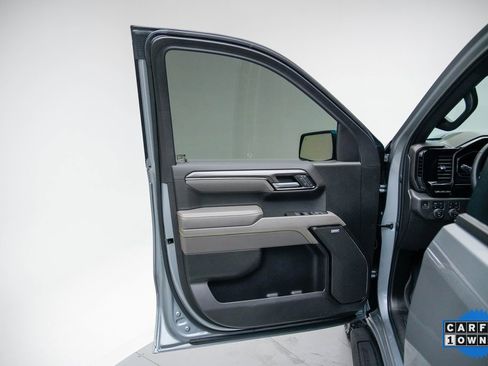 Used 2023 Chevrolet Silverado 1500 ZR2 w/ Technology Package image 4