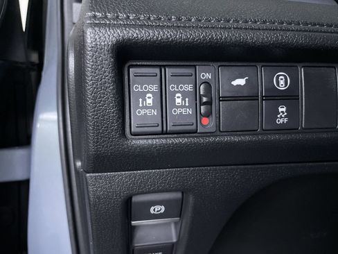Used 2023 Honda Odyssey Sport image 24