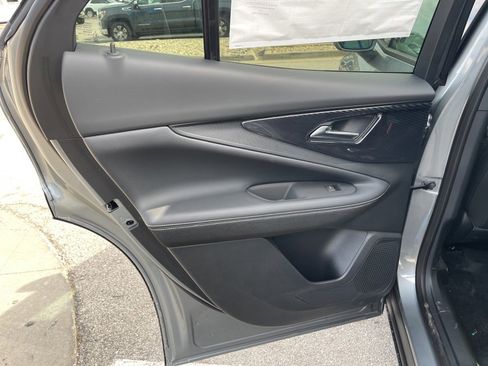 New 2024 Chevrolet Blazer EV LT image 31