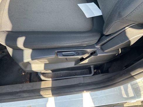 Used 2021 Ford Transit Connect XL FWD image 5