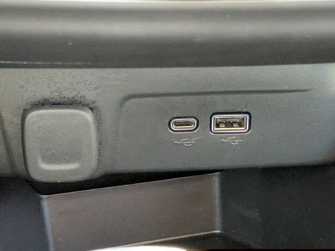 Used 2024 Chevrolet Trax LS w/ LS Convenience Package image 21