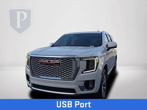 Used 2023 GMC Yukon Denali AWD/4WD image 12