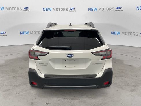 Certified 2025 Subaru Outback Premium AWD/4WD image 3