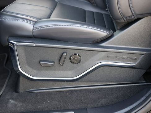 Used 2025 Ford F250 Platinum image 22