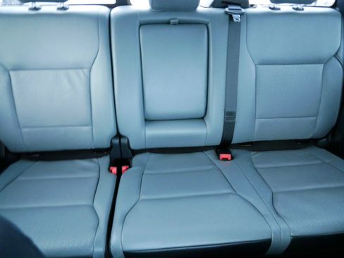 Used 2022 Ford F150 Lariat w/ Equipment Group 502A High image 13