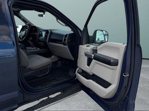 Used 2020 Ford F150 XLT w/ Equipment Group 302A Luxury AWD/4WD image 14