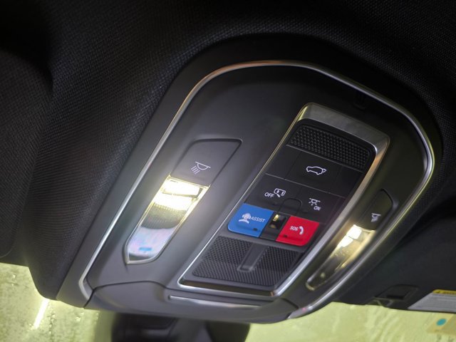 New 2026 Jeep Grand Cherokee Altitude AWD/4WD image 25