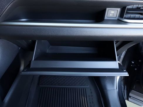 Certified 2024 Toyota Grand Highlander FWD image 44
